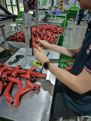 Cutting Service ISO Approved Silicone Reinforced Car Hoses for Optimal Performance